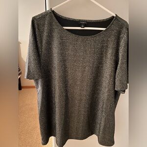 Sparkly Ann Taylor black blouse / Tee. Size xl.